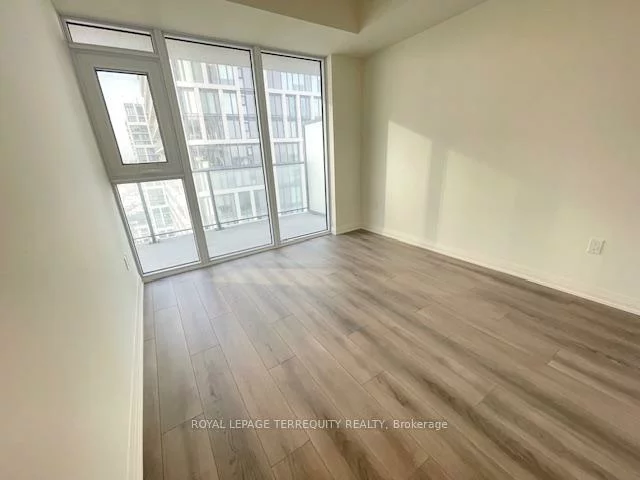 8960, Jane, Concord, Vaughan