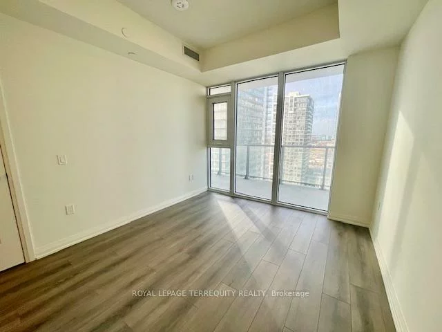 8960, Jane, Concord, Vaughan