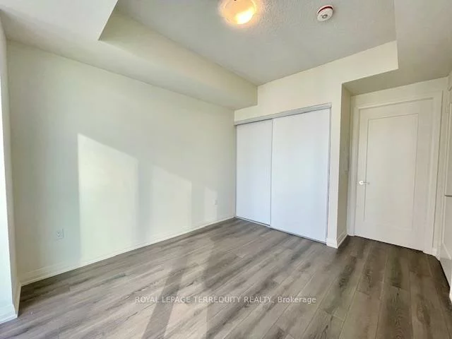 8960, Jane, Concord, Vaughan