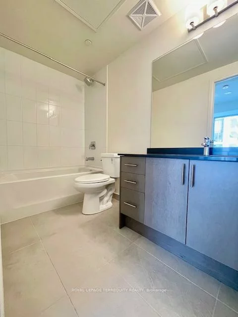 8960, Jane, Concord, Vaughan