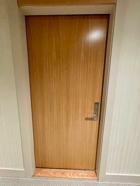 8960, Jane, Concord, Vaughan