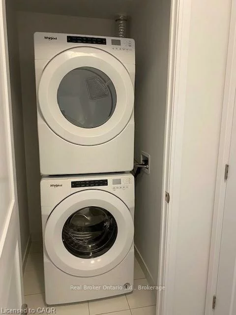 7895, Jane, Vaughan Grove, Vaughan