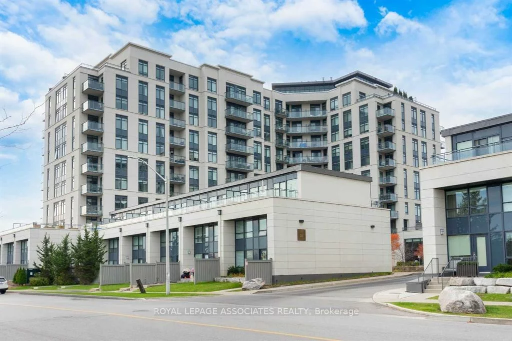24, Woodstream, Vaughan Grove, Vaughan