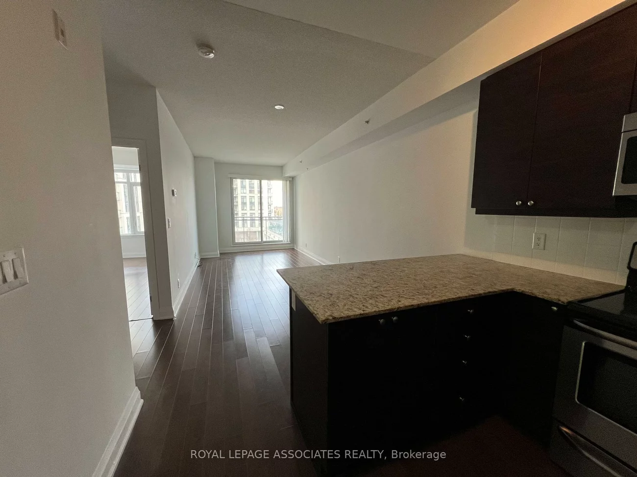 24, Woodstream, Vaughan Grove, Vaughan