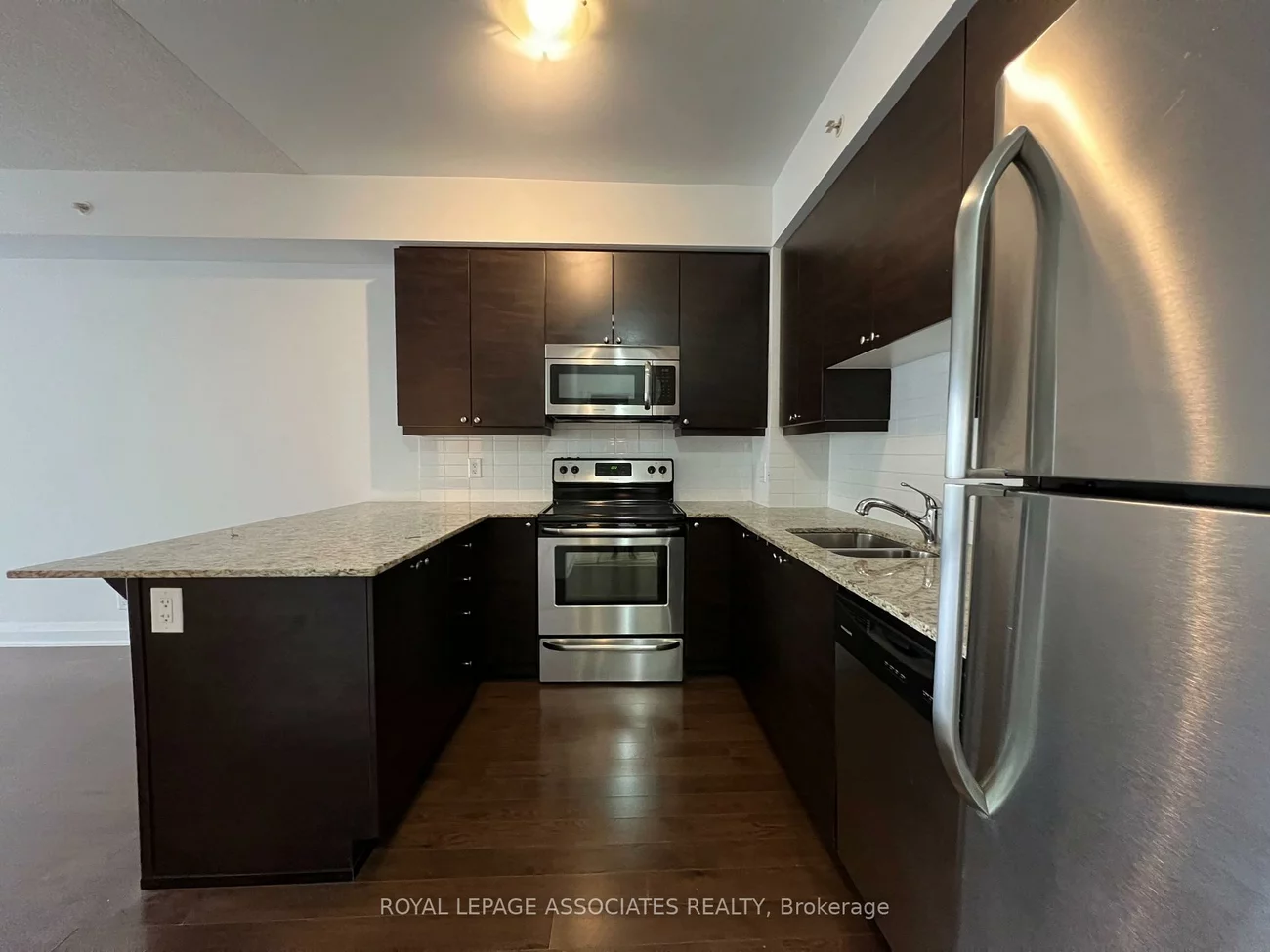 24, Woodstream, Vaughan Grove, Vaughan