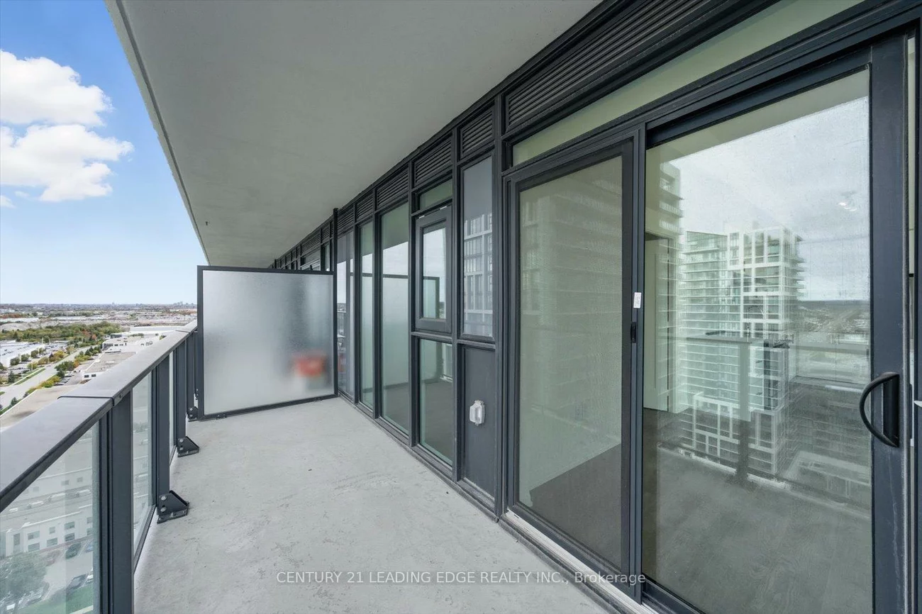 8960, Jane, Vellore Village, Vaughan