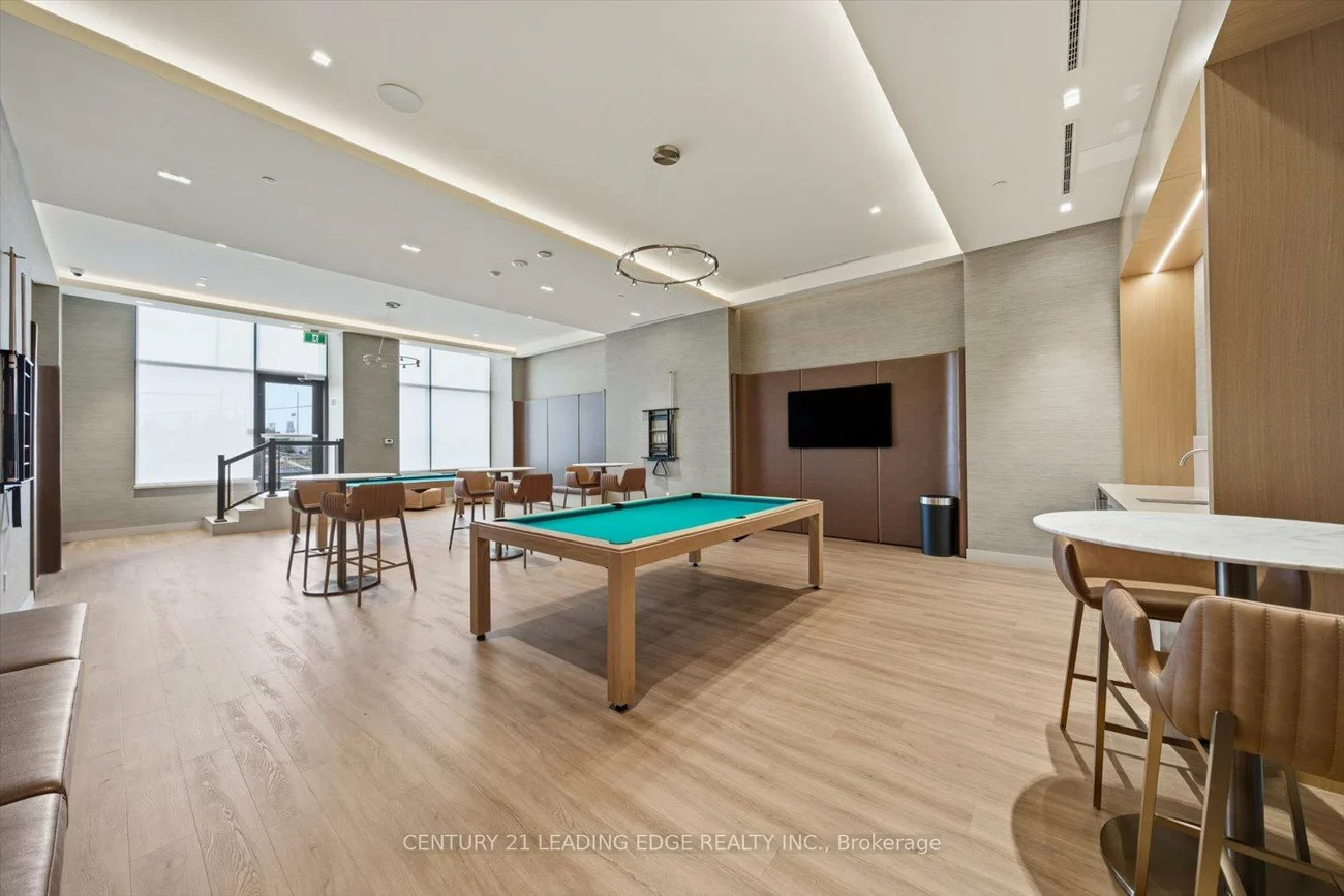 8960, Jane, Vellore Village, Vaughan