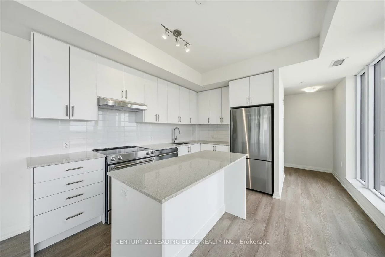 8960, Jane, Vellore Village, Vaughan
