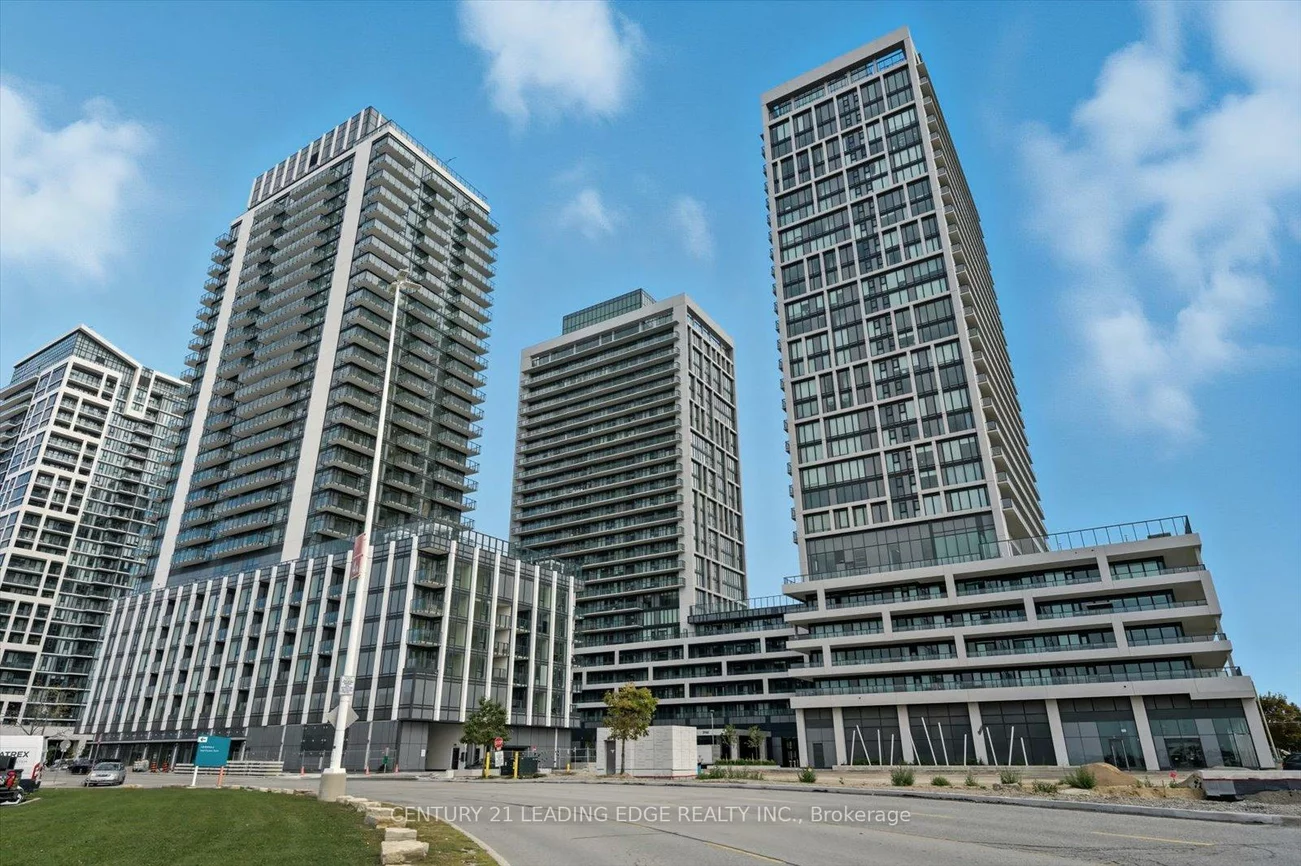 8960, Jane, Vellore Village, Vaughan