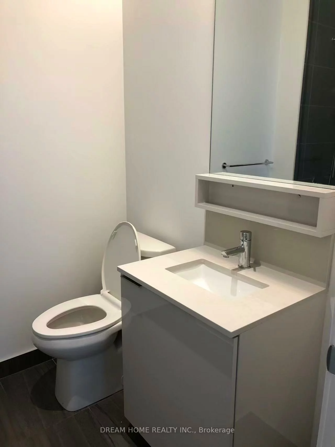 898, Portgage, Vaughan Corporate Centre, Vaughan