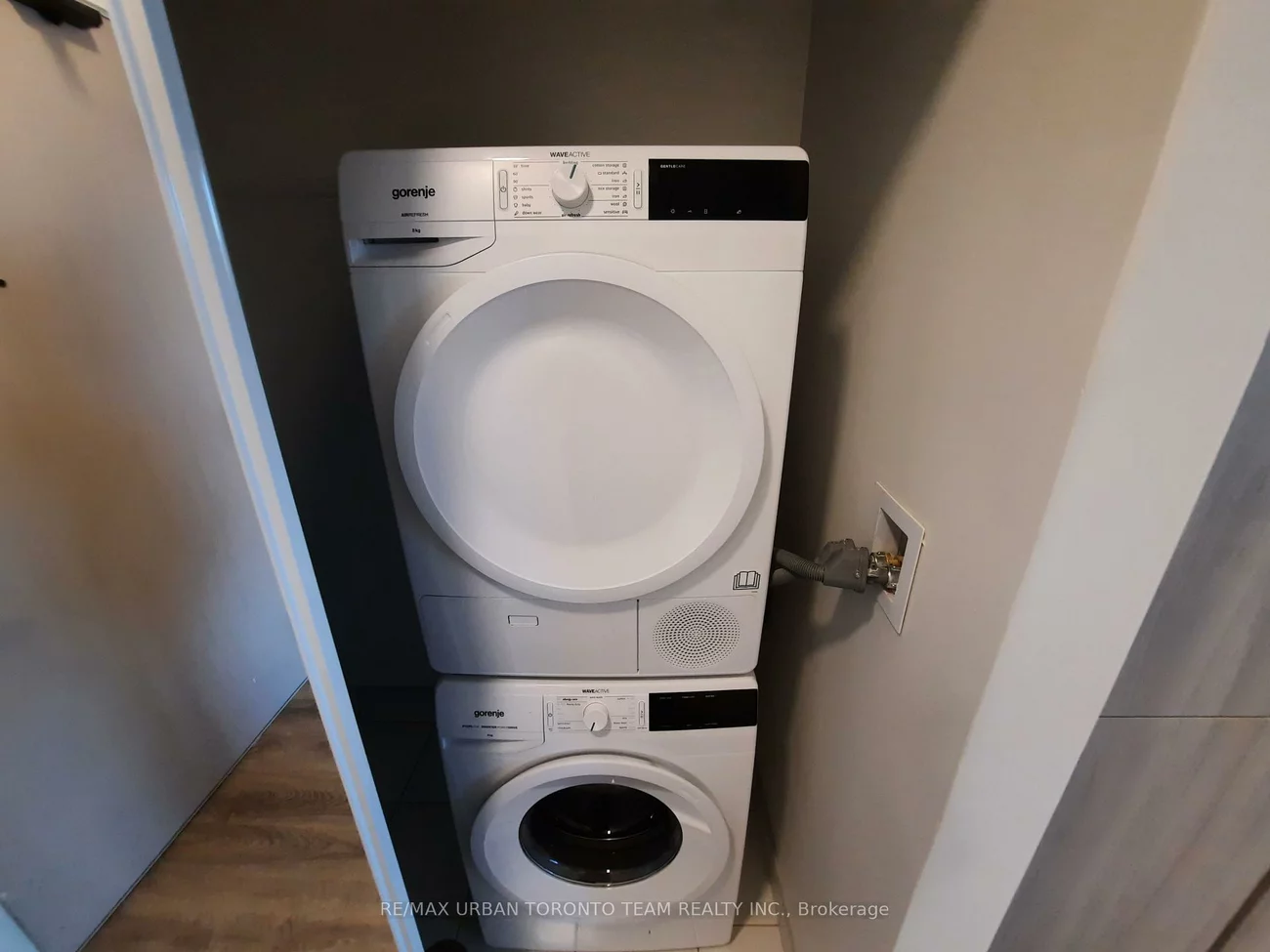 8, Interchange, Vaughan Corporate Centre, Vaughan