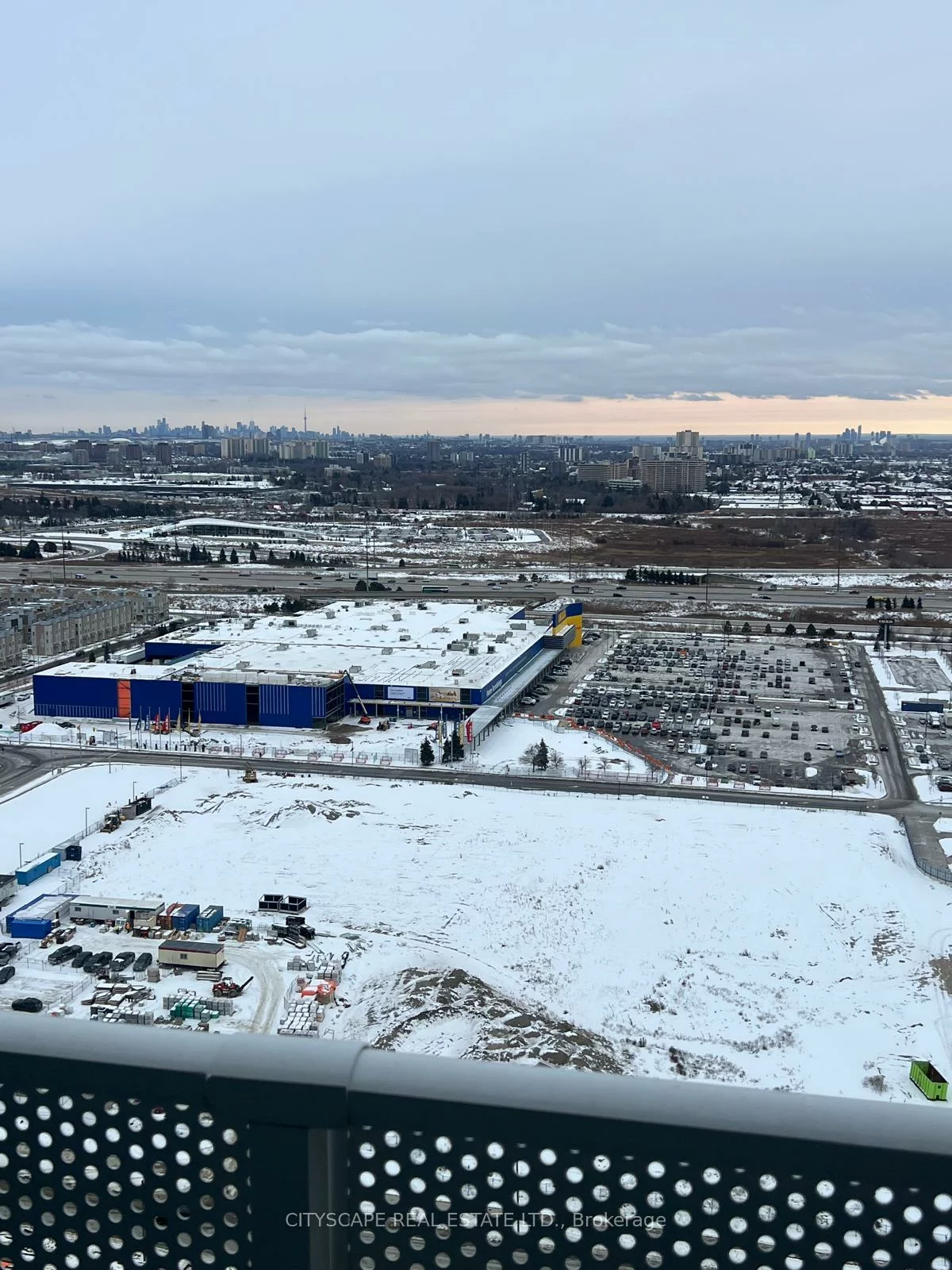 195, Commerce, Vaughan Corporate Centre, Vaughan