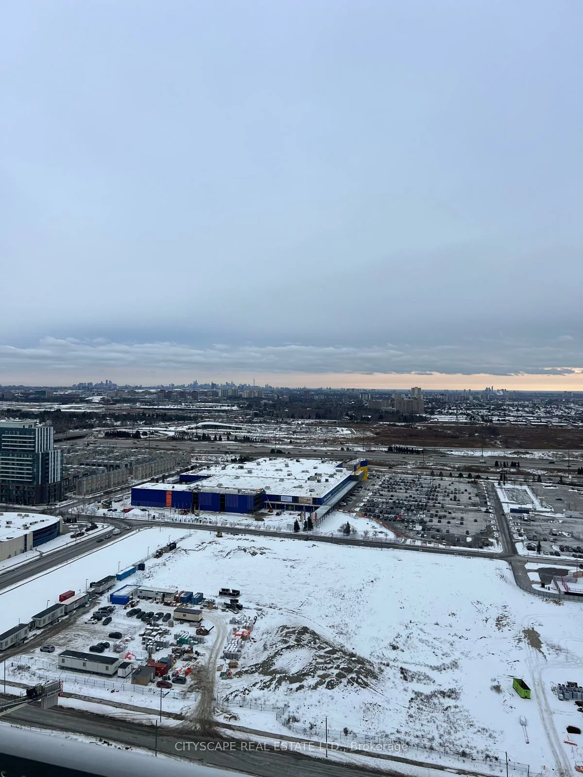 195, Commerce, Vaughan Corporate Centre, Vaughan