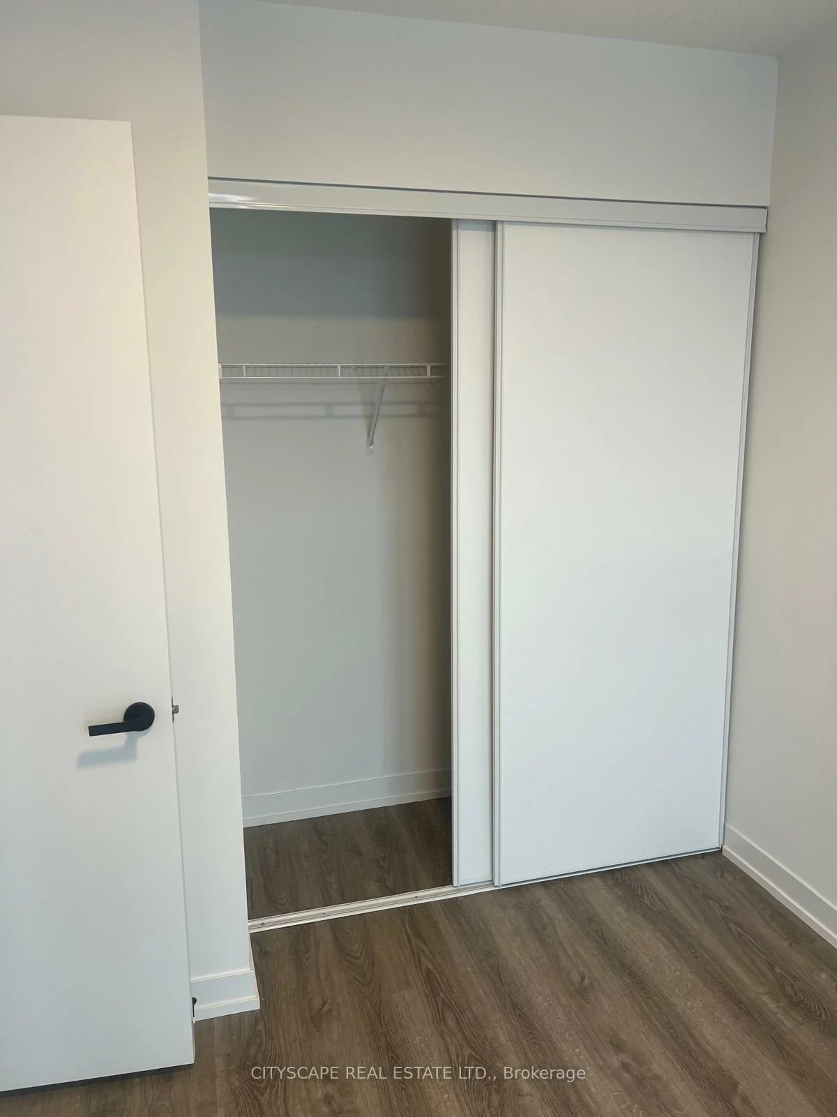 195, Commerce, Vaughan Corporate Centre, Vaughan