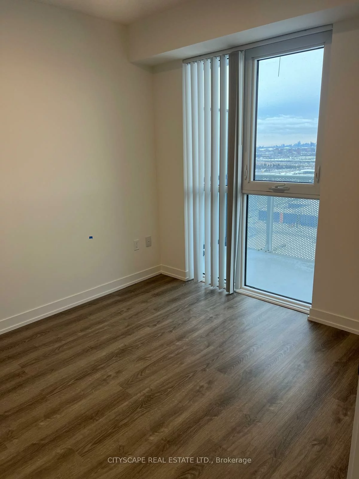 195, Commerce, Vaughan Corporate Centre, Vaughan