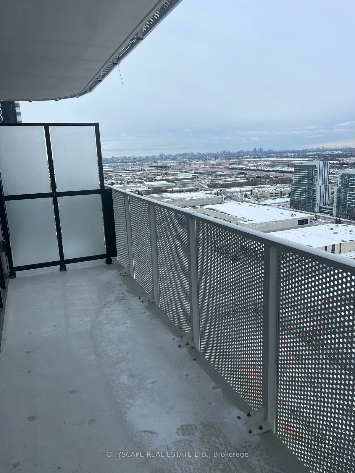 195, Commerce, Vaughan Corporate Centre, Vaughan