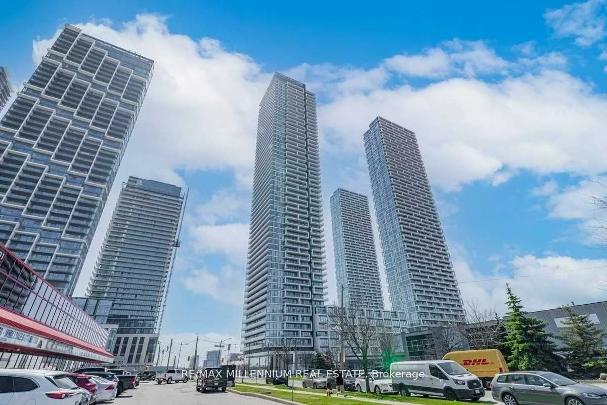 898, Portage, Vaughan Corporate Centre, Vaughan