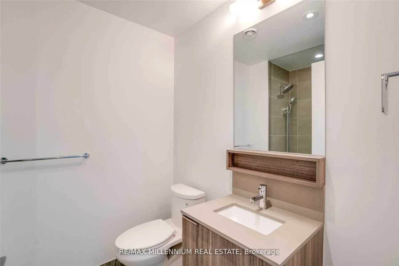 898, Portage, Vaughan Corporate Centre, Vaughan