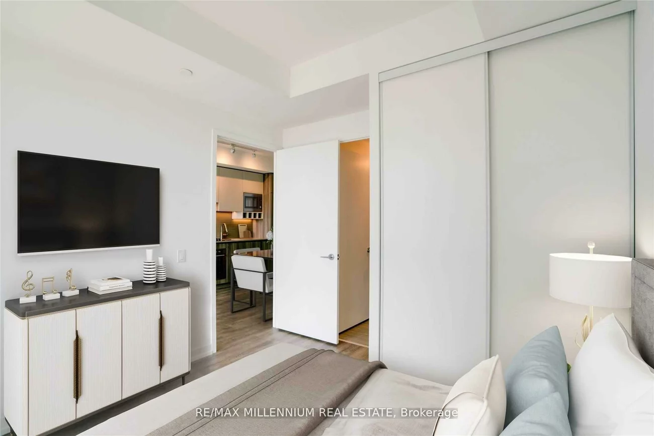 898, Portage, Vaughan Corporate Centre, Vaughan