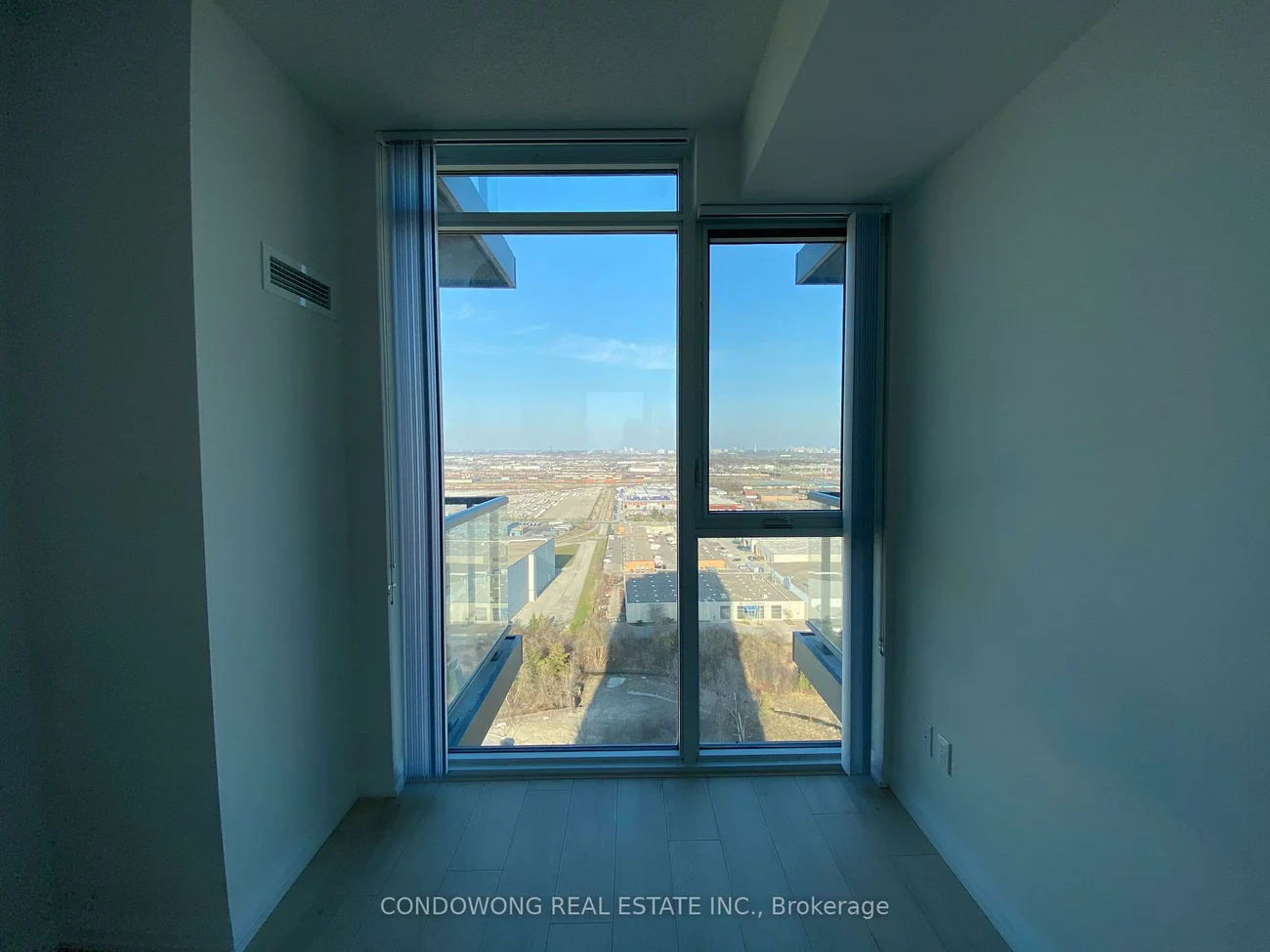 7895, Jane, Vaughan Corporate Centre, Vaughan