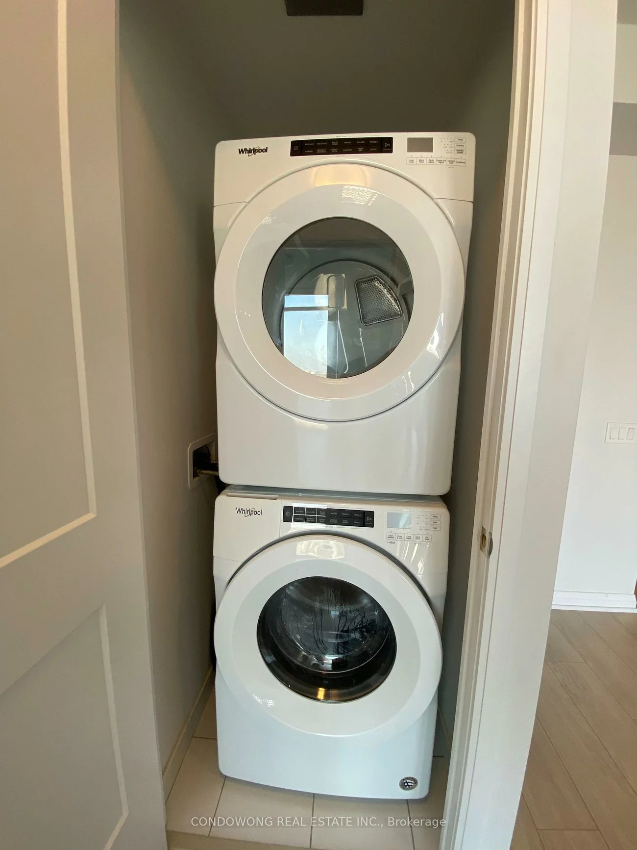 7895, Jane, Vaughan Corporate Centre, Vaughan