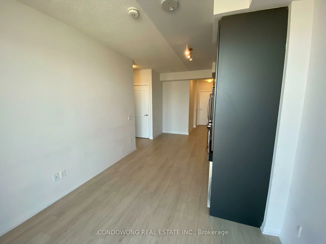 7895, Jane, Vaughan Corporate Centre, Vaughan