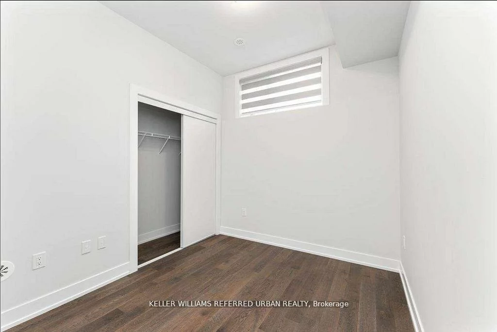 9580, Islington, Sonoma Heights, Vaughan