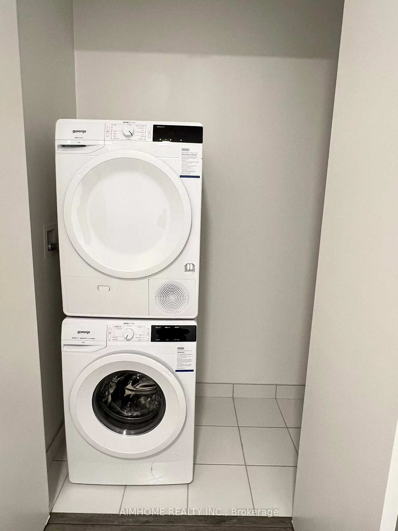 8, Interchange, Vaughan Corporate Centre, Vaughan