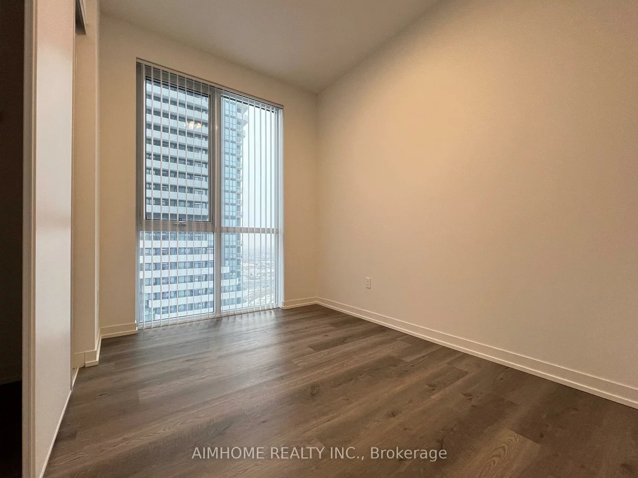 8, Interchange, Vaughan Corporate Centre, Vaughan