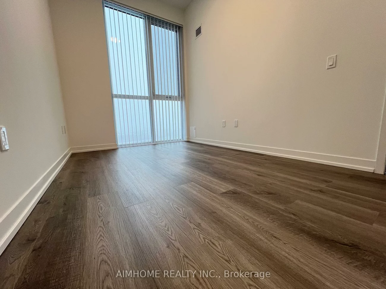 8, Interchange, Vaughan Corporate Centre, Vaughan