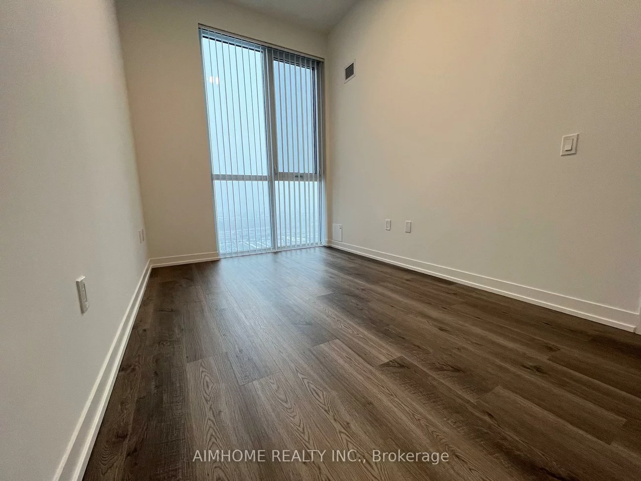 8, Interchange, Vaughan Corporate Centre, Vaughan