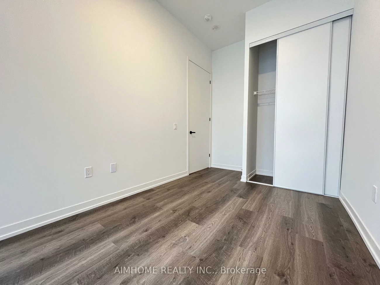 8, Interchange, Vaughan Corporate Centre, Vaughan