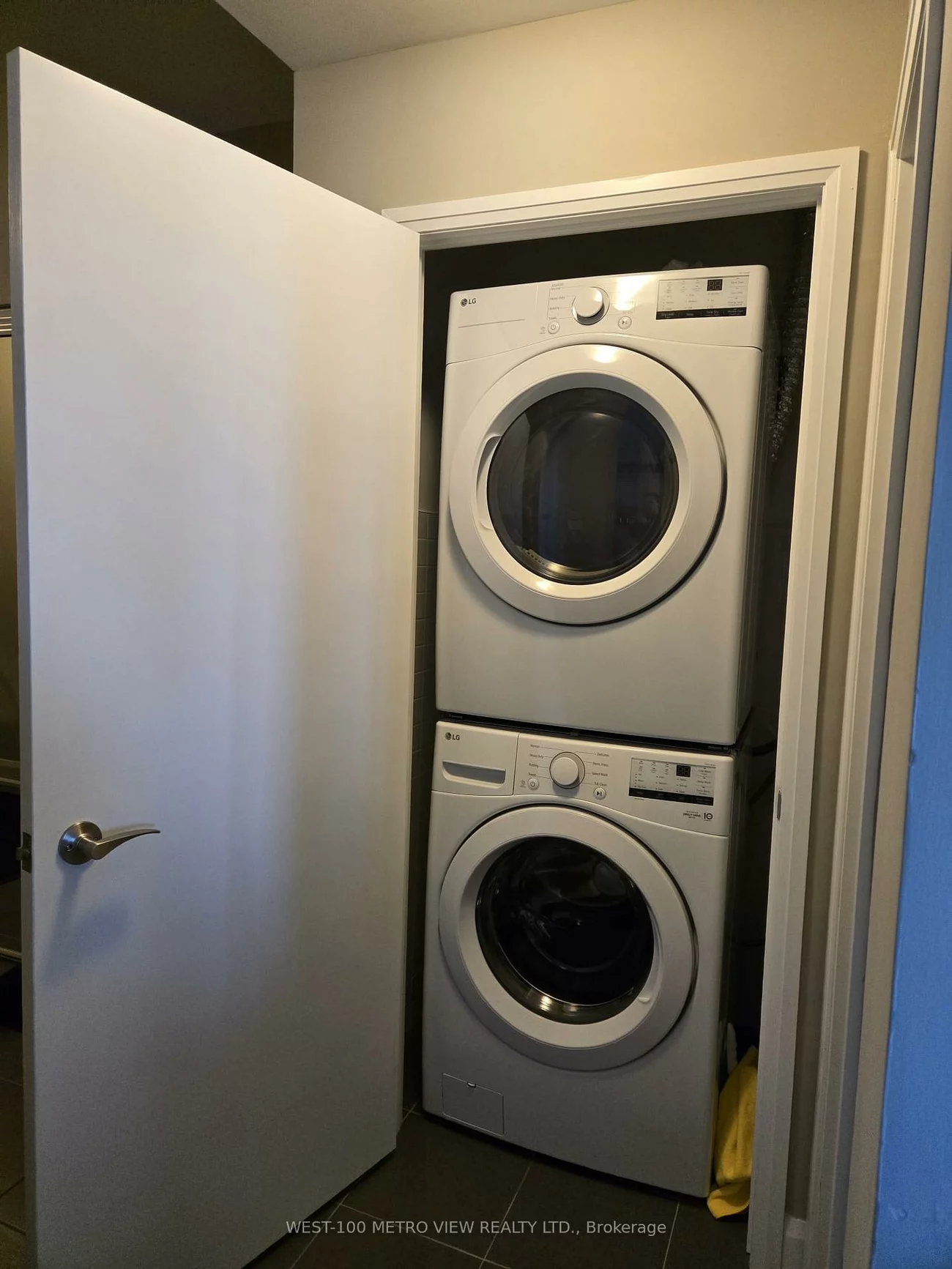 2910, Highway 7, Concord, Vaughan