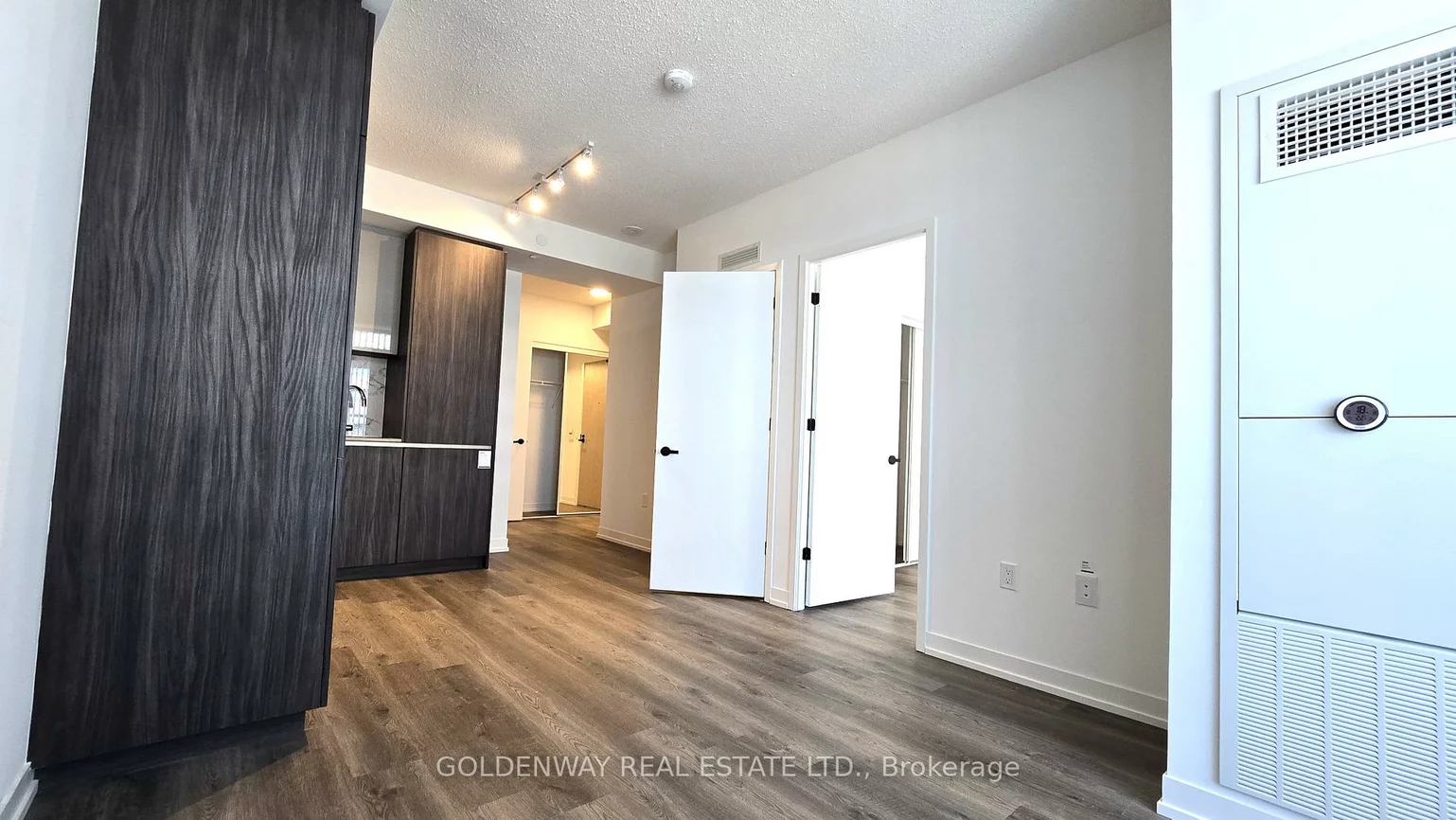 8, Interchange, Vaughan Corporate Centre, Vaughan