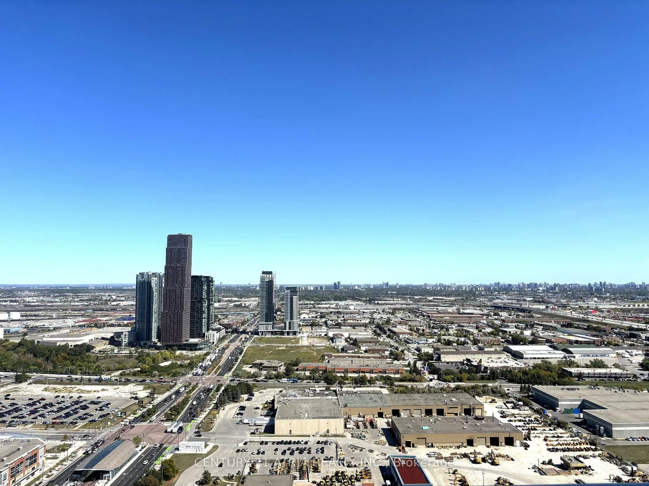 28, Interchange, Vaughan Corporate Centre, Vaughan