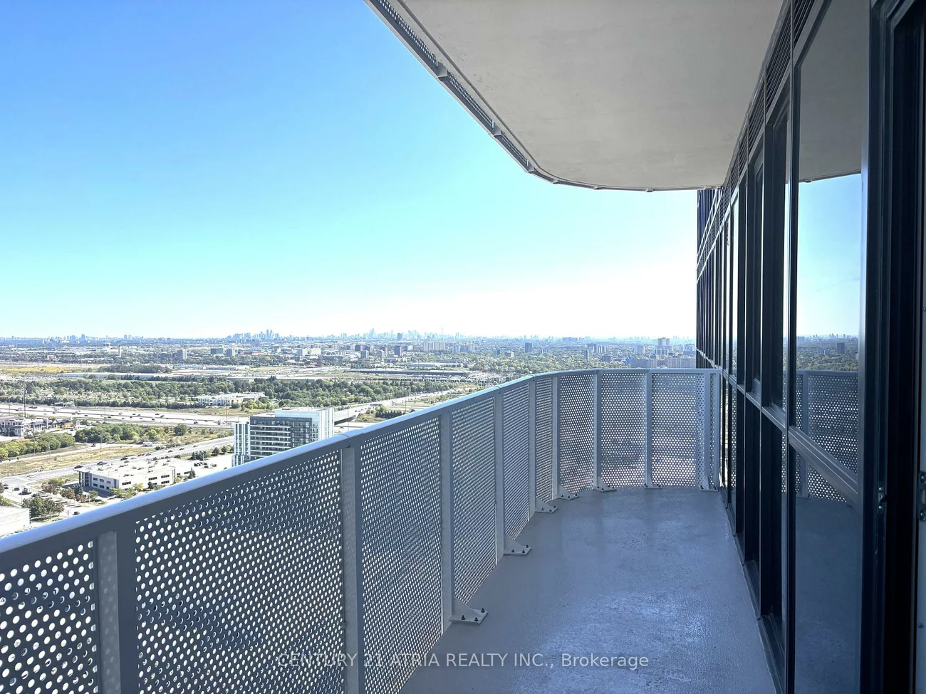 28, Interchange, Vaughan Corporate Centre, Vaughan