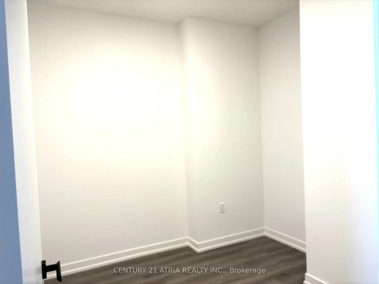 28, Interchange, Vaughan Corporate Centre, Vaughan