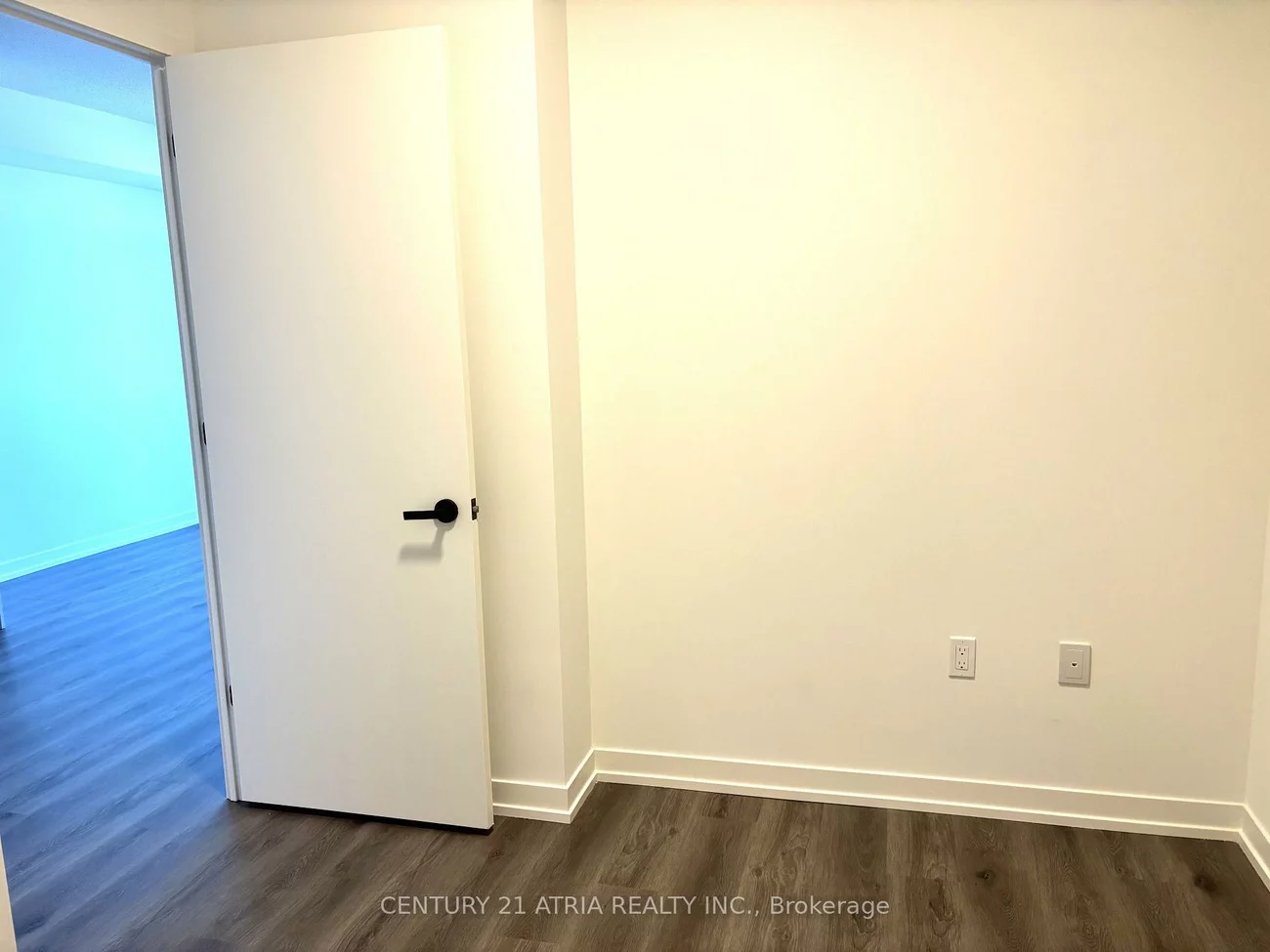 28, Interchange, Vaughan Corporate Centre, Vaughan