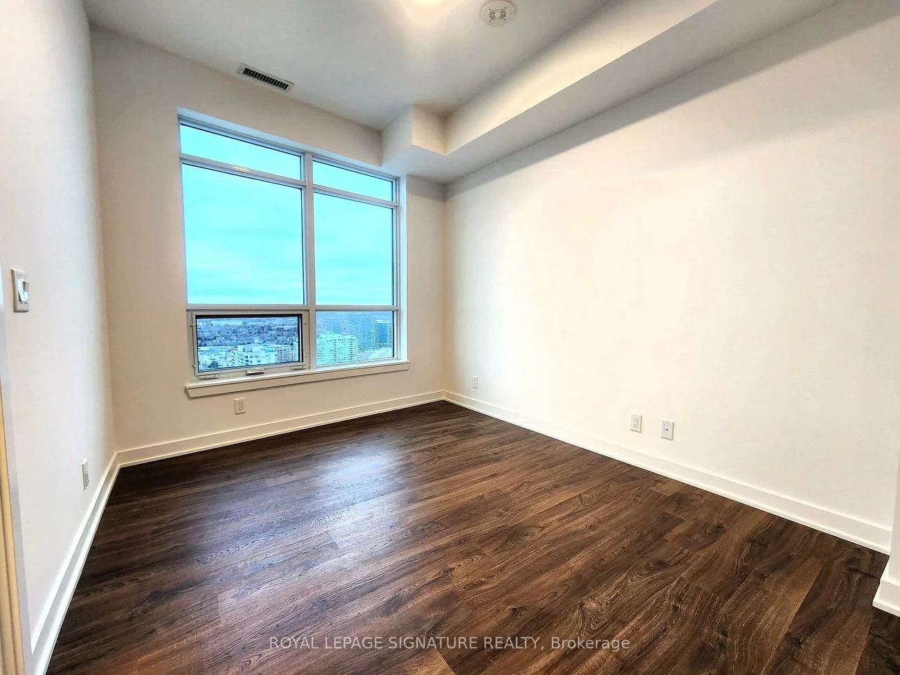 50, Upper Mall, Brownridge, Vaughan