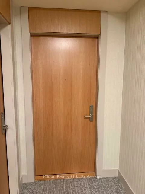 8960, Jane, Vellore Village, Vaughan