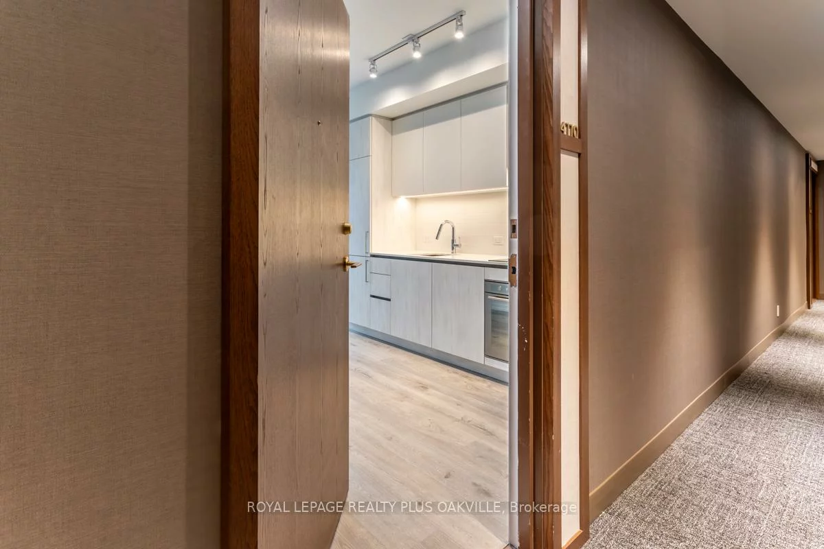 7890, Jane, Vaughan Corporate Centre, Vaughan