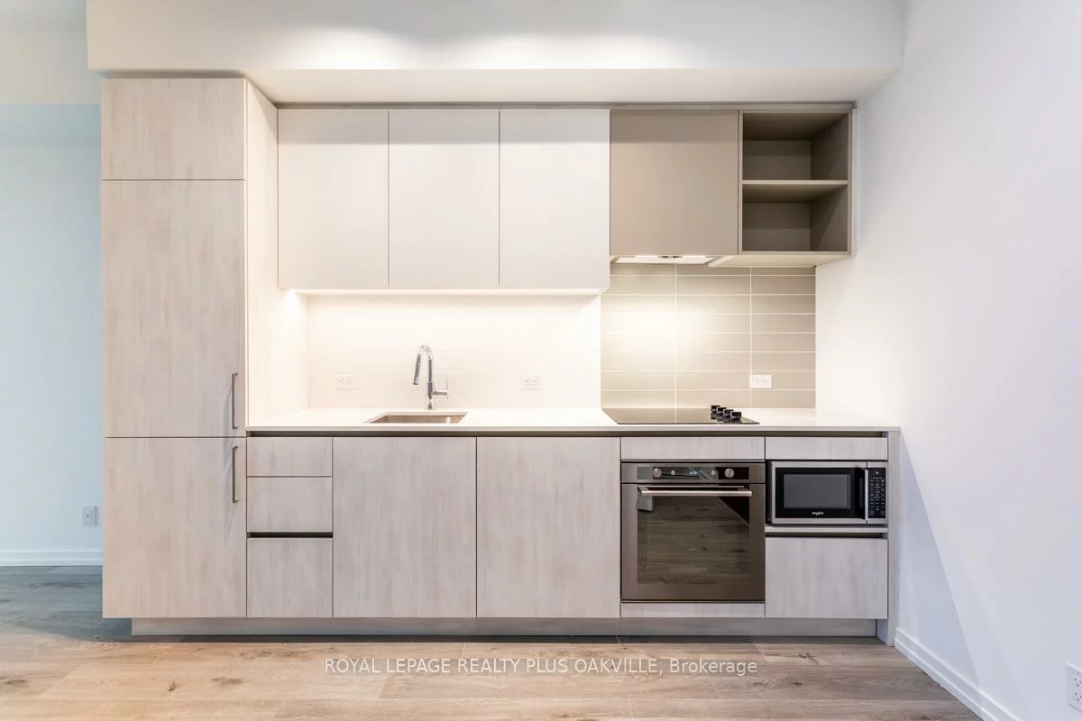 7890, Jane, Vaughan Corporate Centre, Vaughan