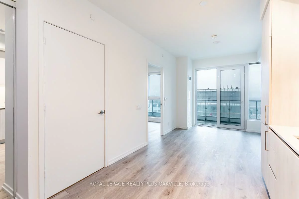 7890, Jane, Vaughan Corporate Centre, Vaughan