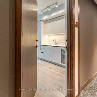 7890, Jane, Vaughan Corporate Centre, Vaughan