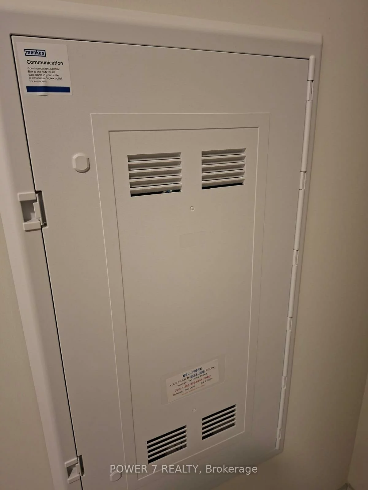 8, Interchange, Vaughan Corporate Centre, Vaughan