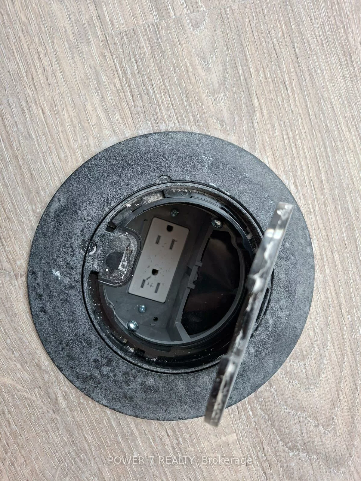 8, Interchange, Vaughan Corporate Centre, Vaughan