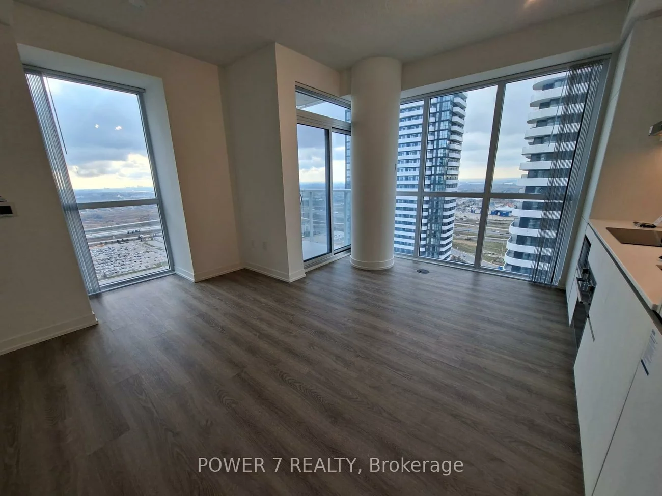 8, Interchange, Vaughan Corporate Centre, Vaughan