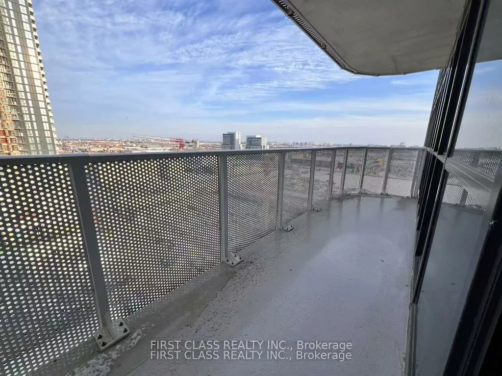 195, Commerce, Vaughan Corporate Centre, Vaughan