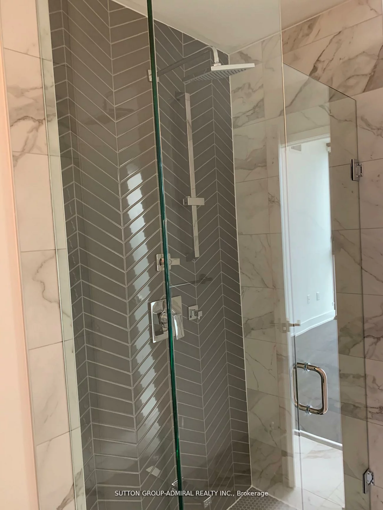 2908, Highway 7, Concord, Vaughan