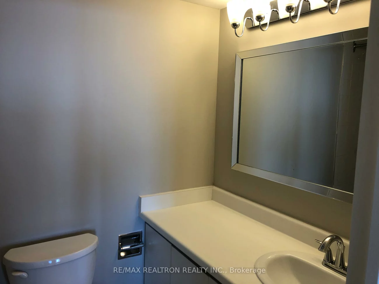 7420, Bathurst, Brownridge, Vaughan